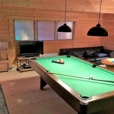 Analine - 1km From The Sea By Interhome *